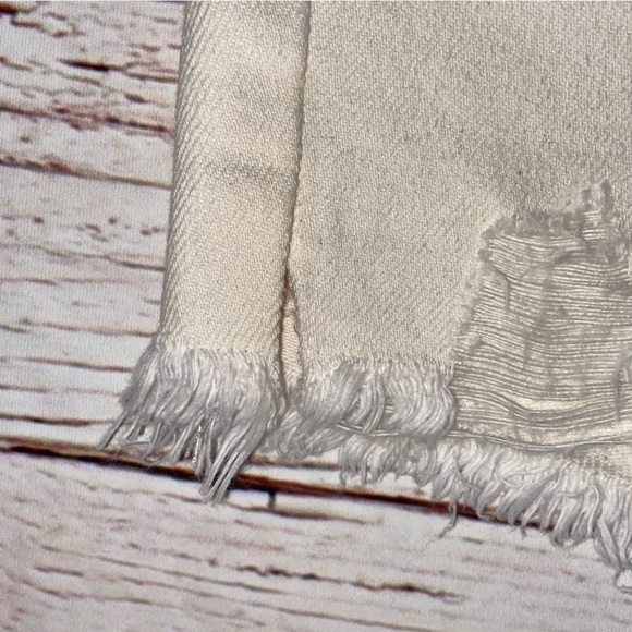 Free People We The Free Loving Good Vibrations Cut Off Jean Shorts Sz 24 - Picture 14 of 14